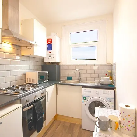 Cosy Family Home W/Wi-Fi, Parking, Self Check-In Londres Extérieur photo