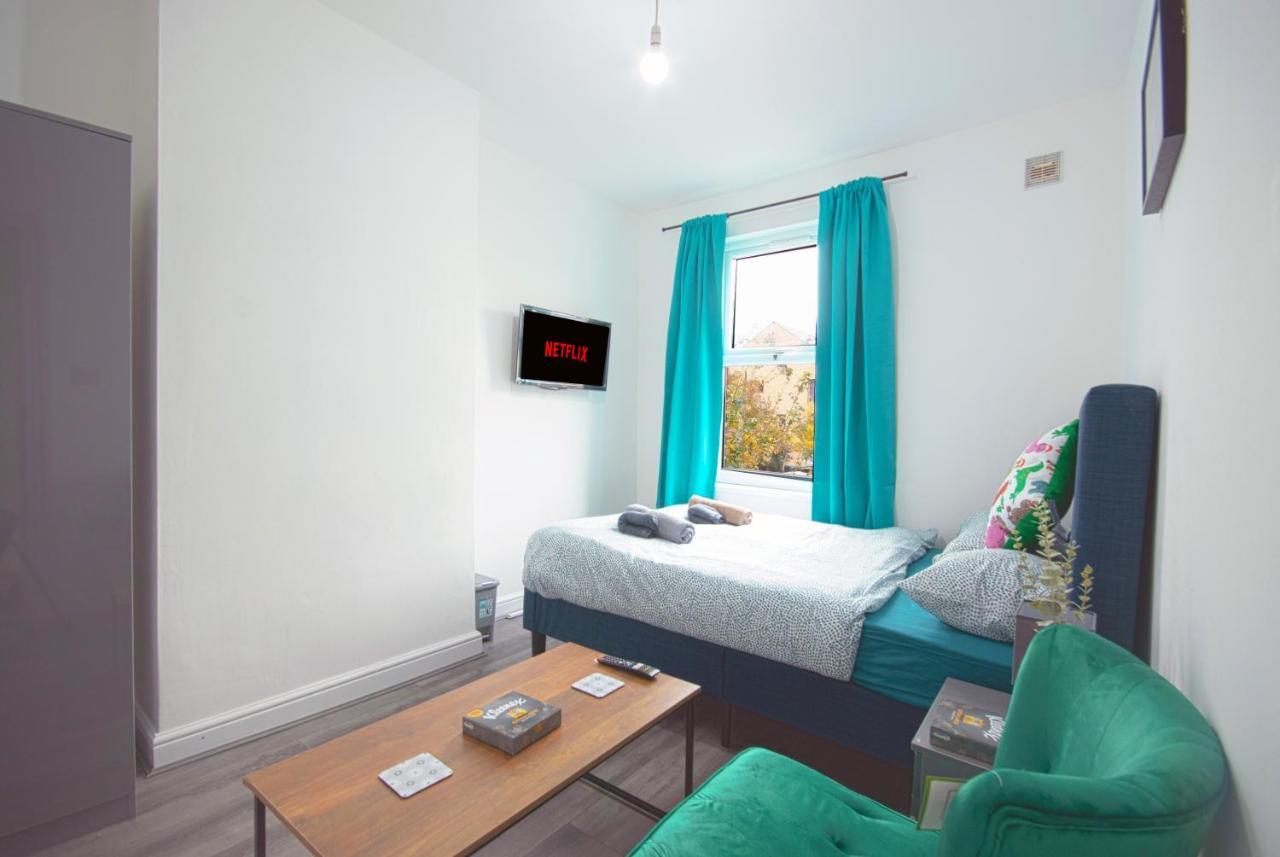 Cosy Family W/wi-fi, Parking, Self Check-in Appartement Londres